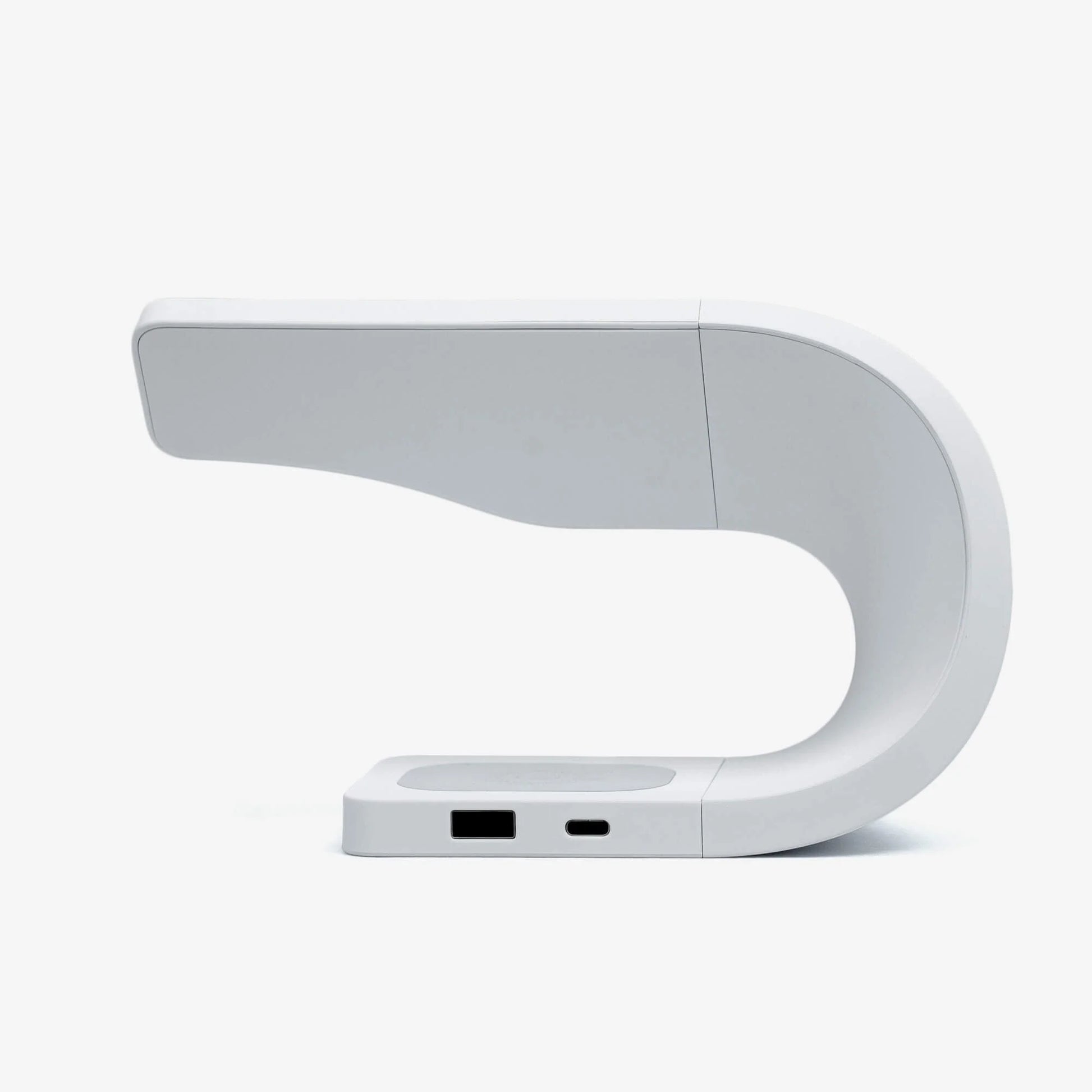 The Simpli MagSafe Charger – Effortless, Fast Charging with Magnetic Precision