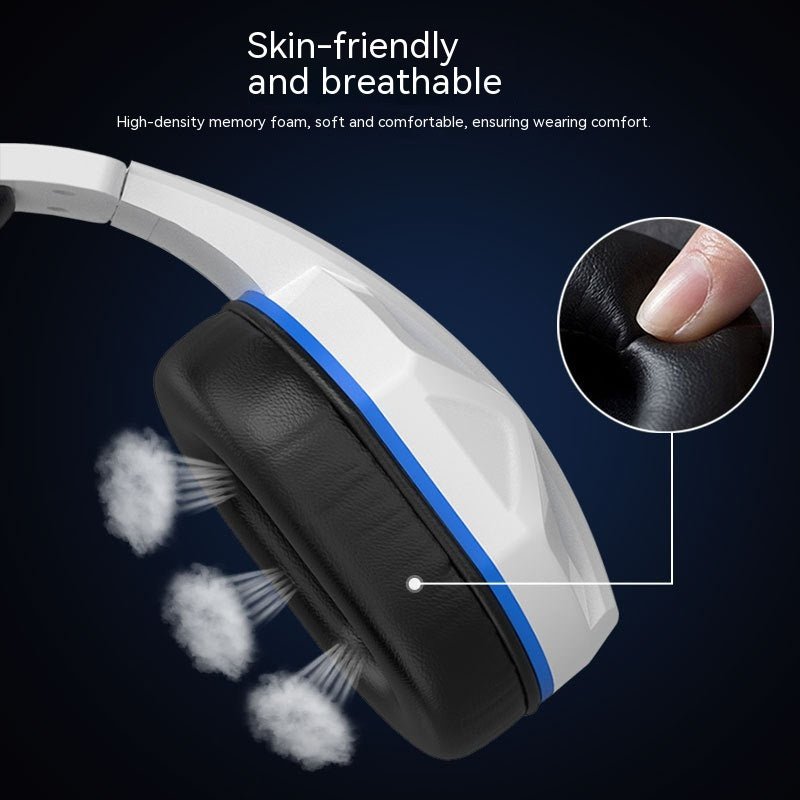 A headset for gaming computer with microphone - Dymand